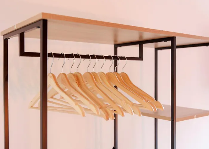 Yourban Hub 3* Neapol